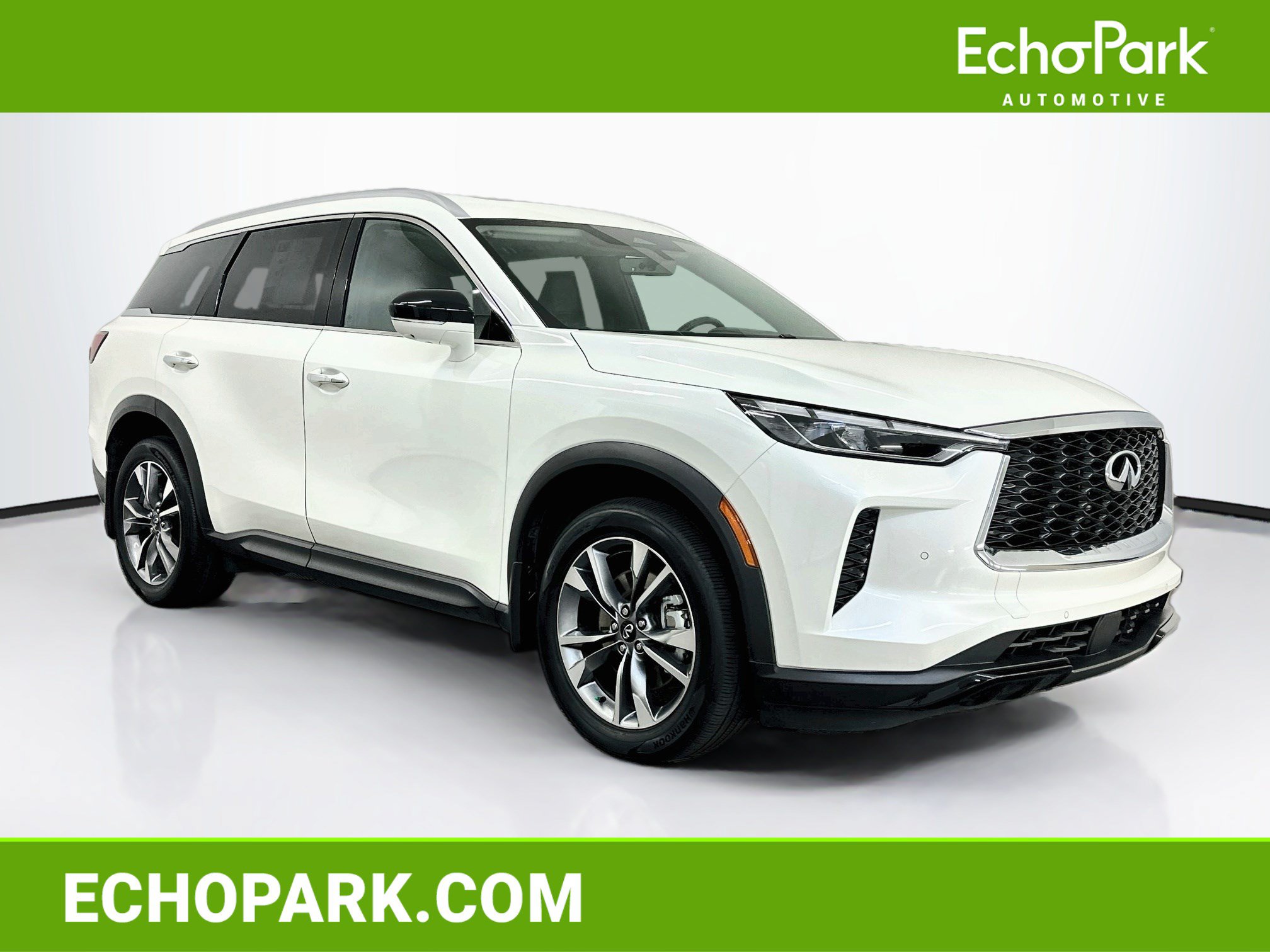 Used 2023 INFINITI QX60 Luxe AWD/4WD image 1