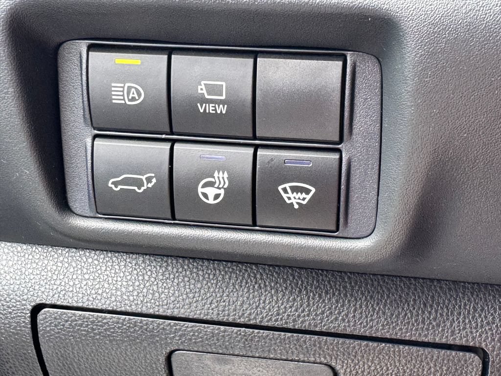 Used 2021 Toyota Highlander Platinum FWD image 35