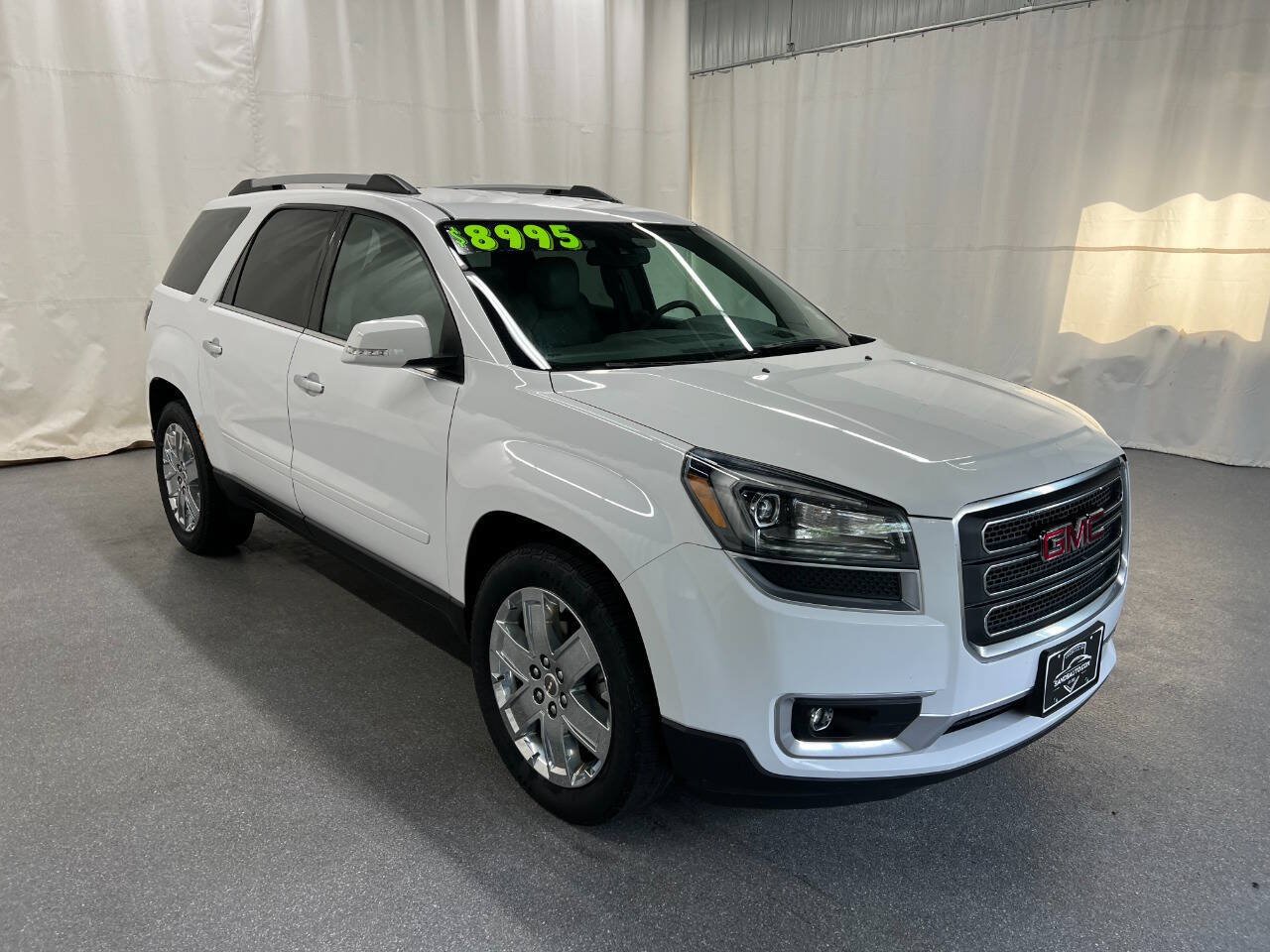 Used 2017 GMC Acadia Limited SLT AWD/4WD image 3