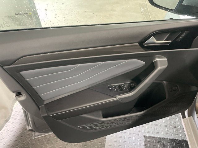 New 2027 Volkswagen Jetta SEL FWD image 13