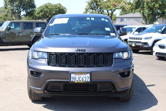 Used 2019 Jeep Grand Cherokee Altitude RWD image 2