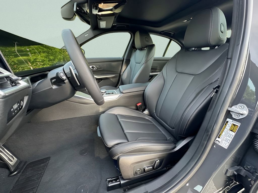 New 2026 BMW 330i Sedan w/ M Sport Package RWD image 10
