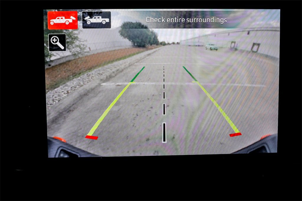 New 2025 Jeep Gladiator Mojave w/ Safety Group image 17