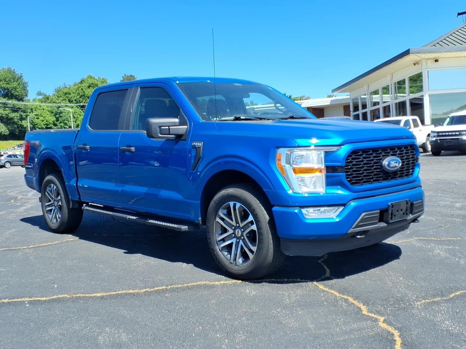 Certified 2021 Ford F150 XL w/ STX Appearance Package AWD/4WD image 2