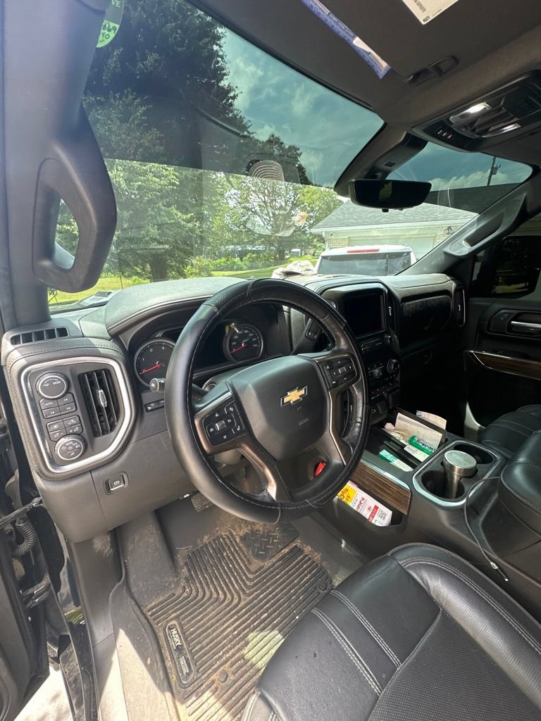 Used 2020 Chevrolet Silverado 2500 High Country w/ Technology Package AWD/4WD image 26