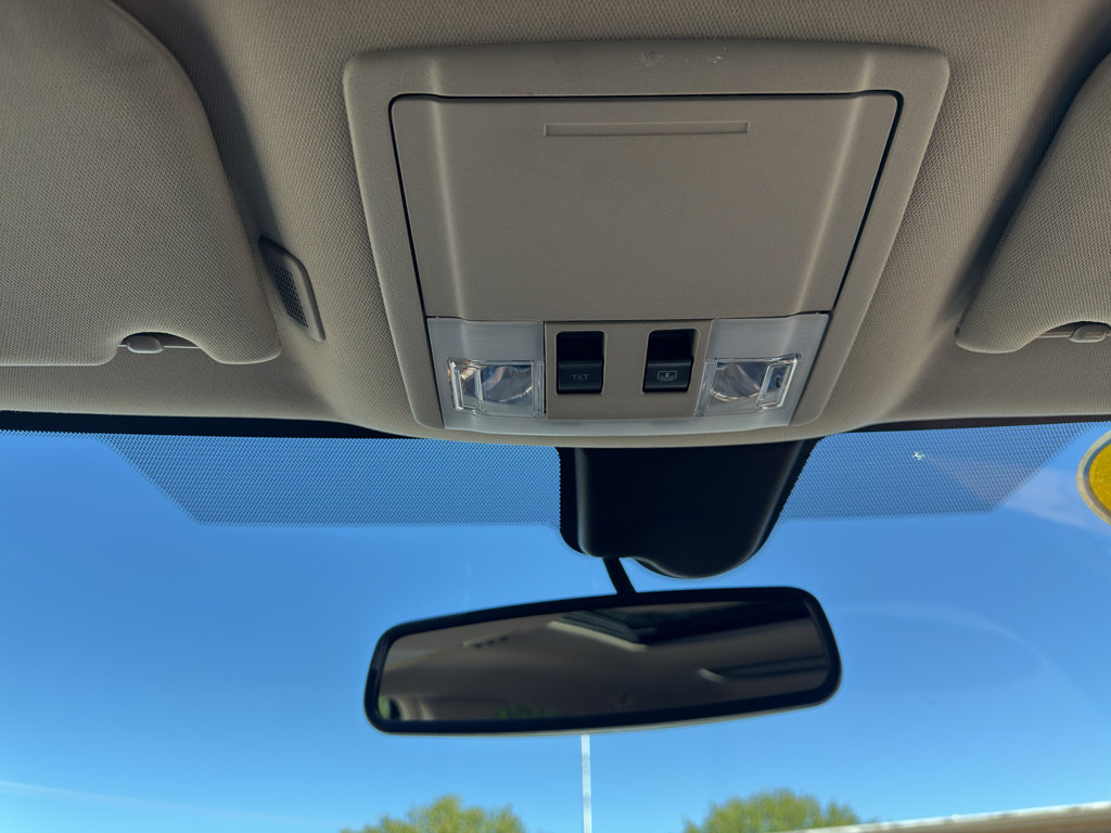 Used 2013 Lincoln MKX FWD image 34
