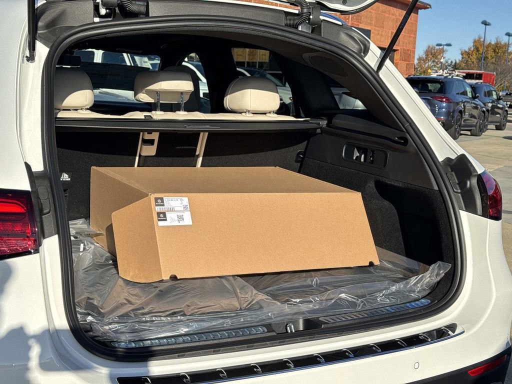 New 2026 Mercedes-Benz GLC 300 4MATIC image 6