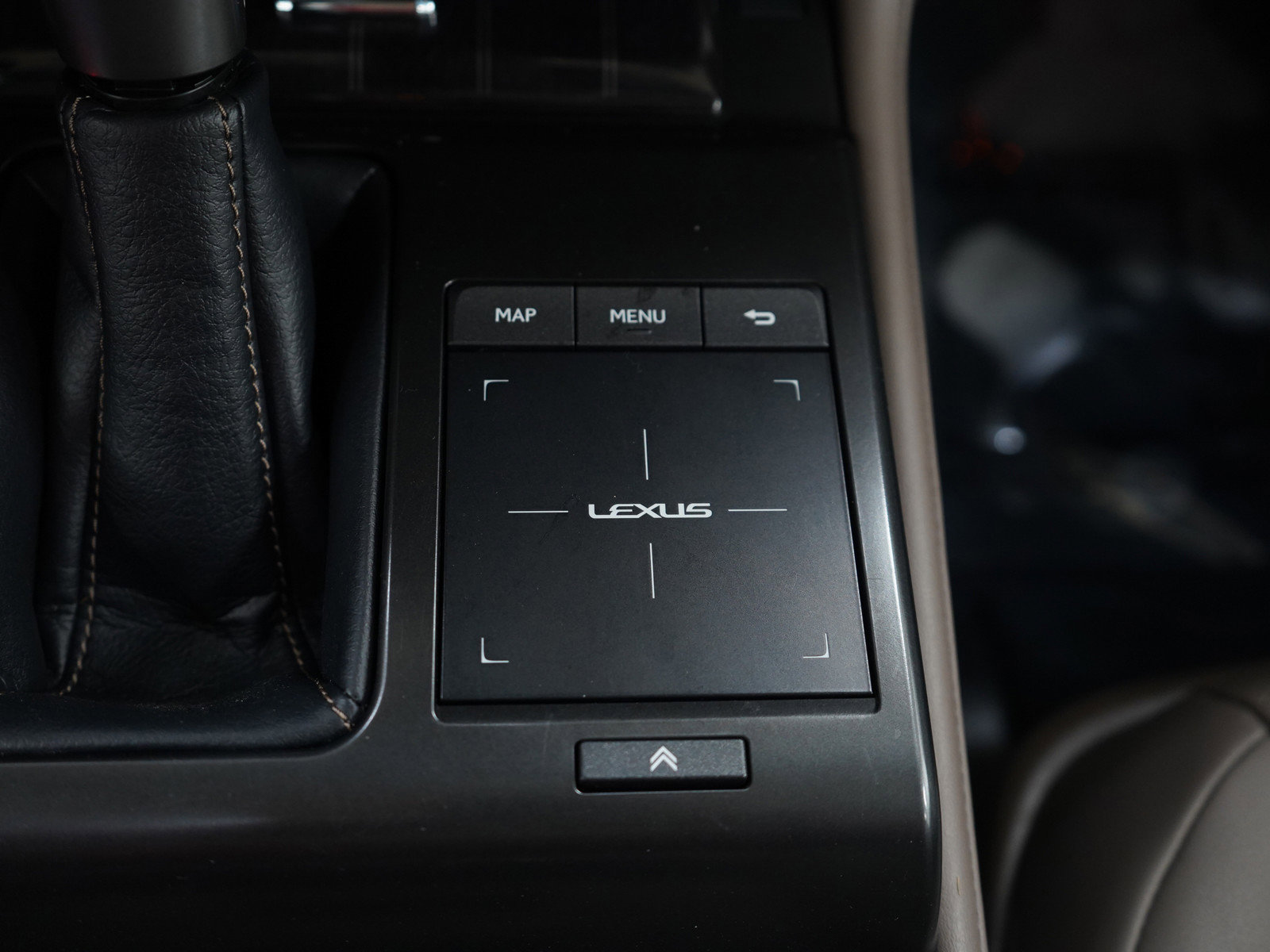 Used 2023 Lexus GX 460 Premium w/ Premium Package image 27