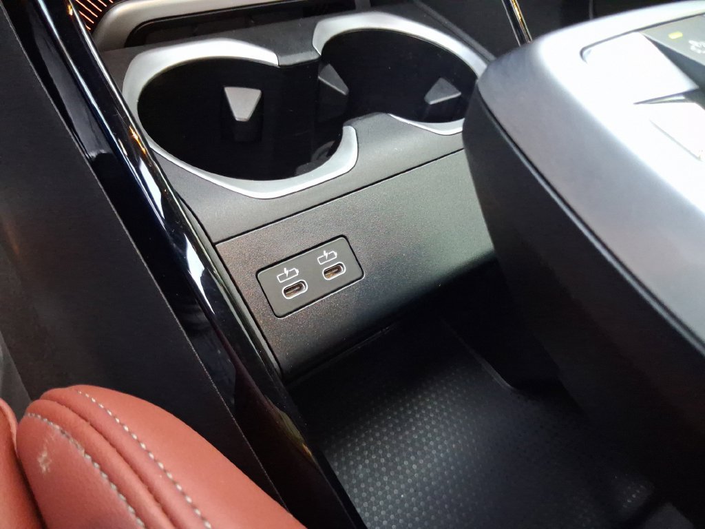 Used 2026 BMW X1 xDrive28i AWD/4WD image 25