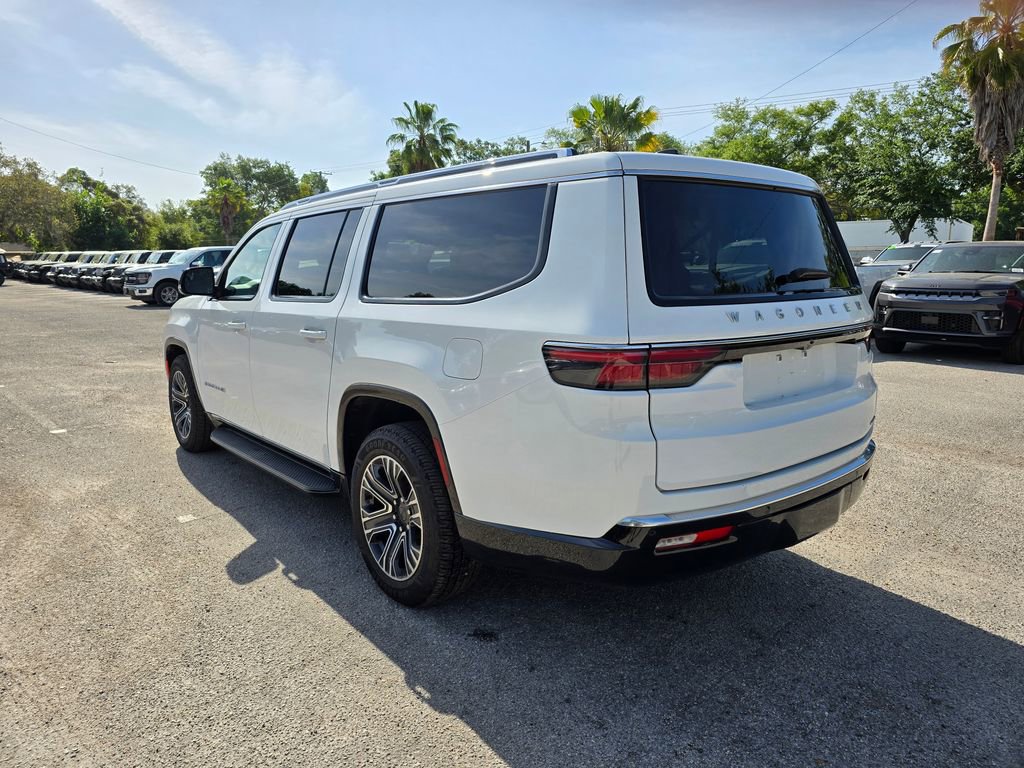 Certified 2024 Jeep Wagoneer L Series II image 4