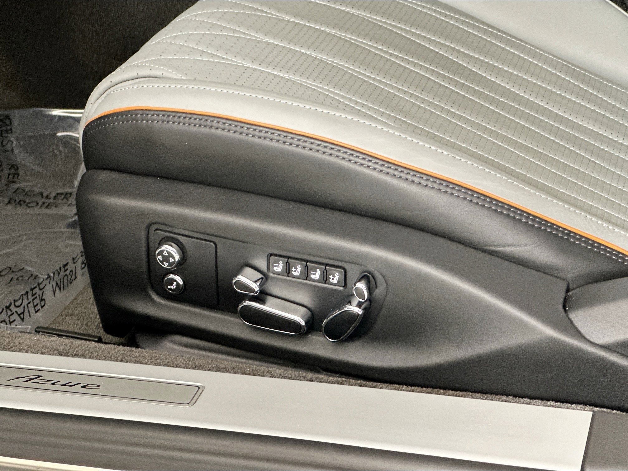 Certified 2024 Bentley Continental GT Azure image 21