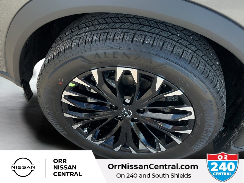 New 2027 Nissan Rogue Dark Armor FWD image 9