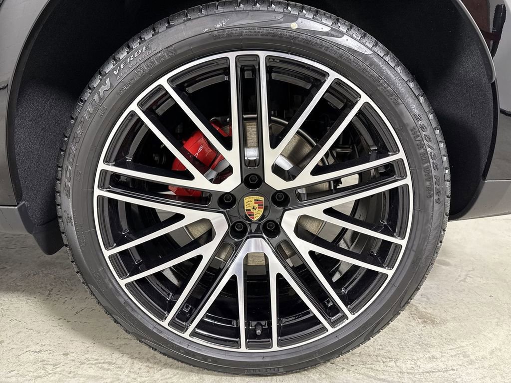 New 2026 Porsche Macan S AWD/4WD image 14