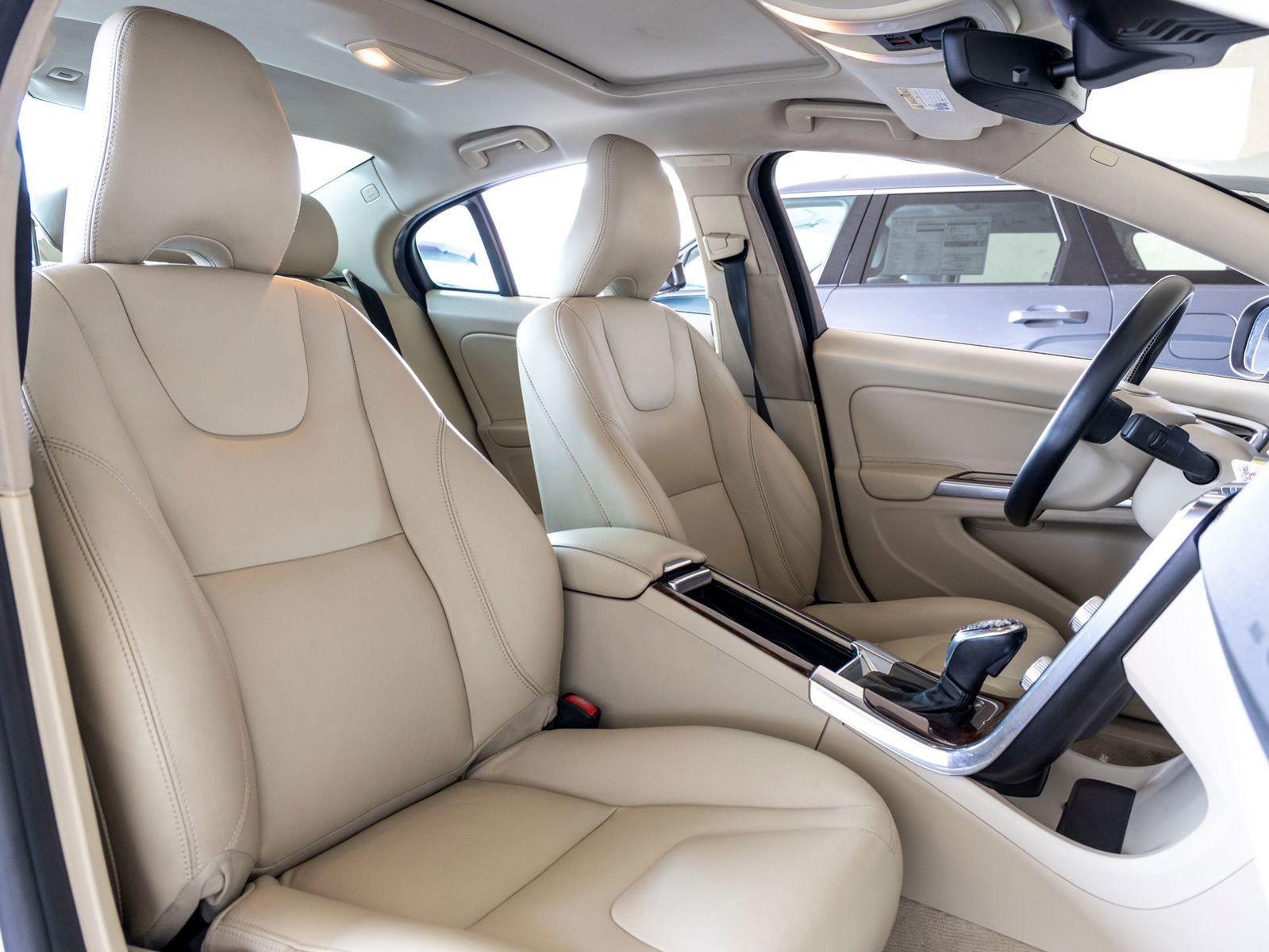 Used 2015 Volvo S60 T5 Premier image 25