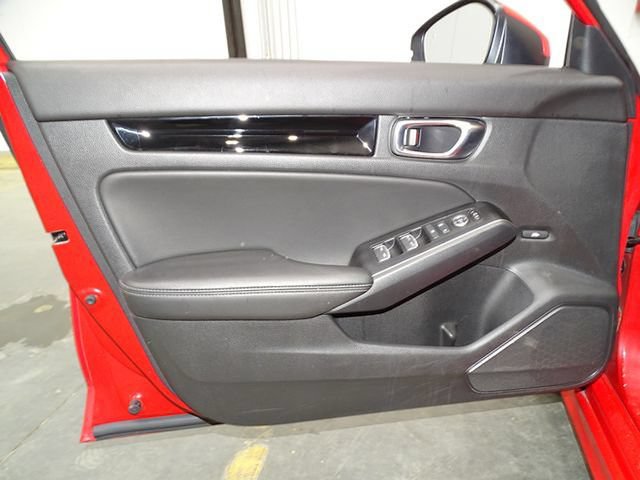 Used 2022 Honda Civic Touring image 16
