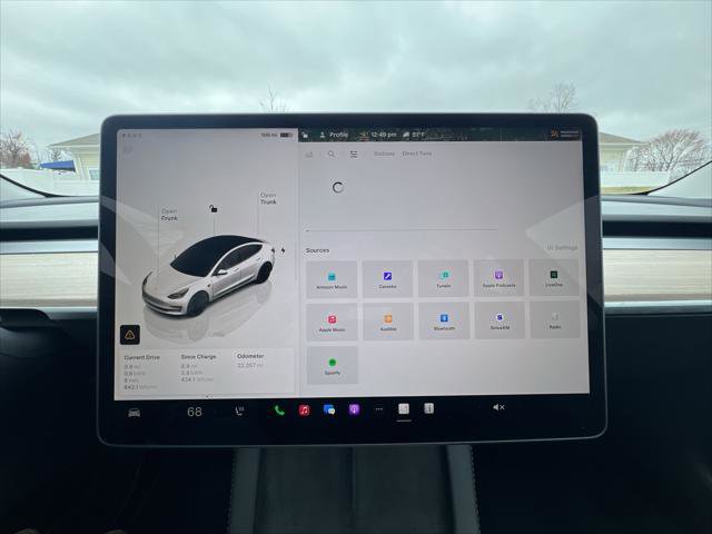 Used 2023 Tesla Model 3 Performance image 16