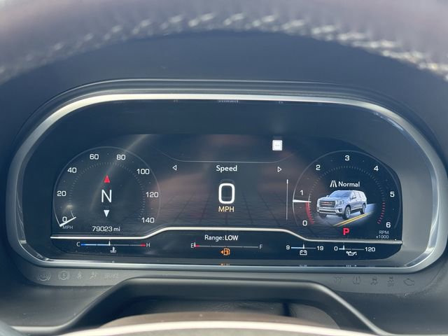 Used 2022 GMC Yukon SLT w/ SLT Premium Package image 23