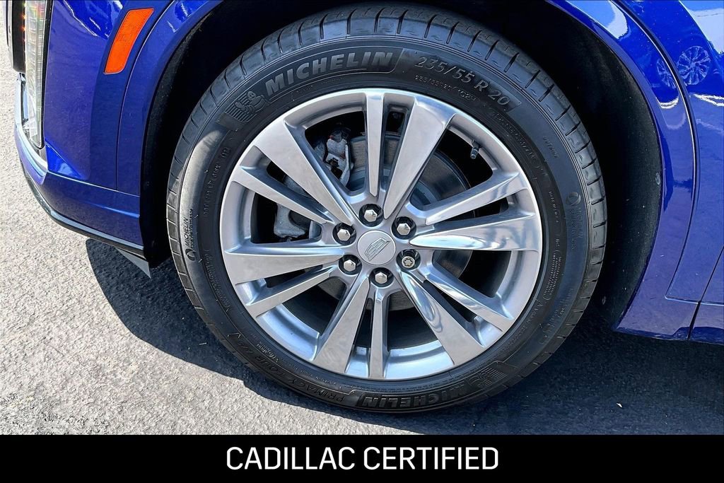 Certified 2024 Cadillac XT6 Premium Luxury w/ LPO, Floor Liner Package AWD/4WD image 12