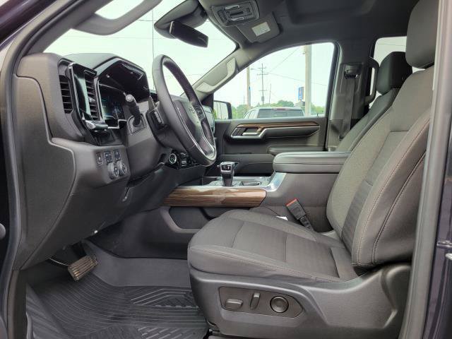 Used 2023 Chevrolet Silverado 1500 RST AWD/4WD image 8