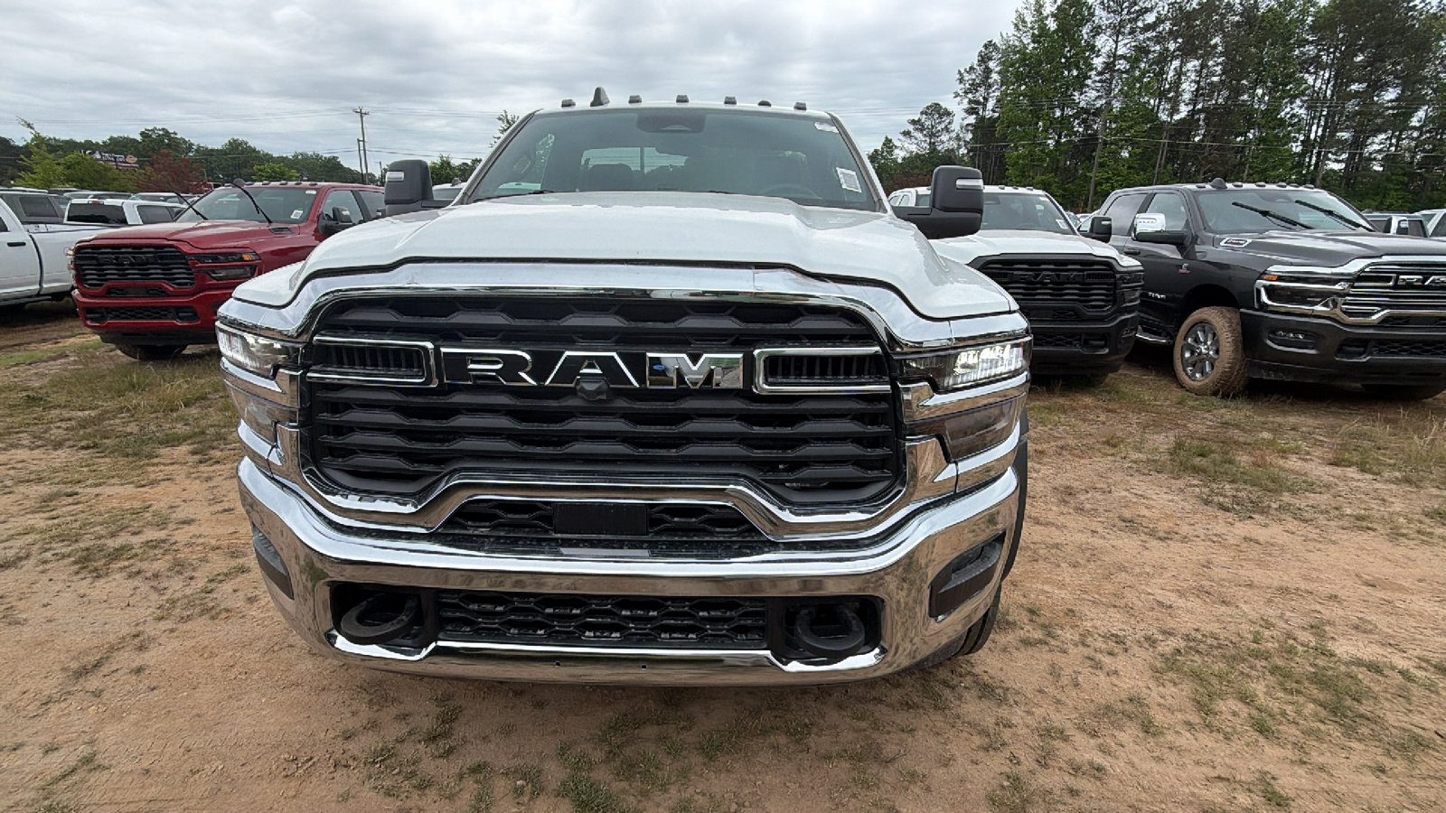 New 2026 RAM 4500 Tradesman w/ Chrome Appearance Group AWD/4WD image 3