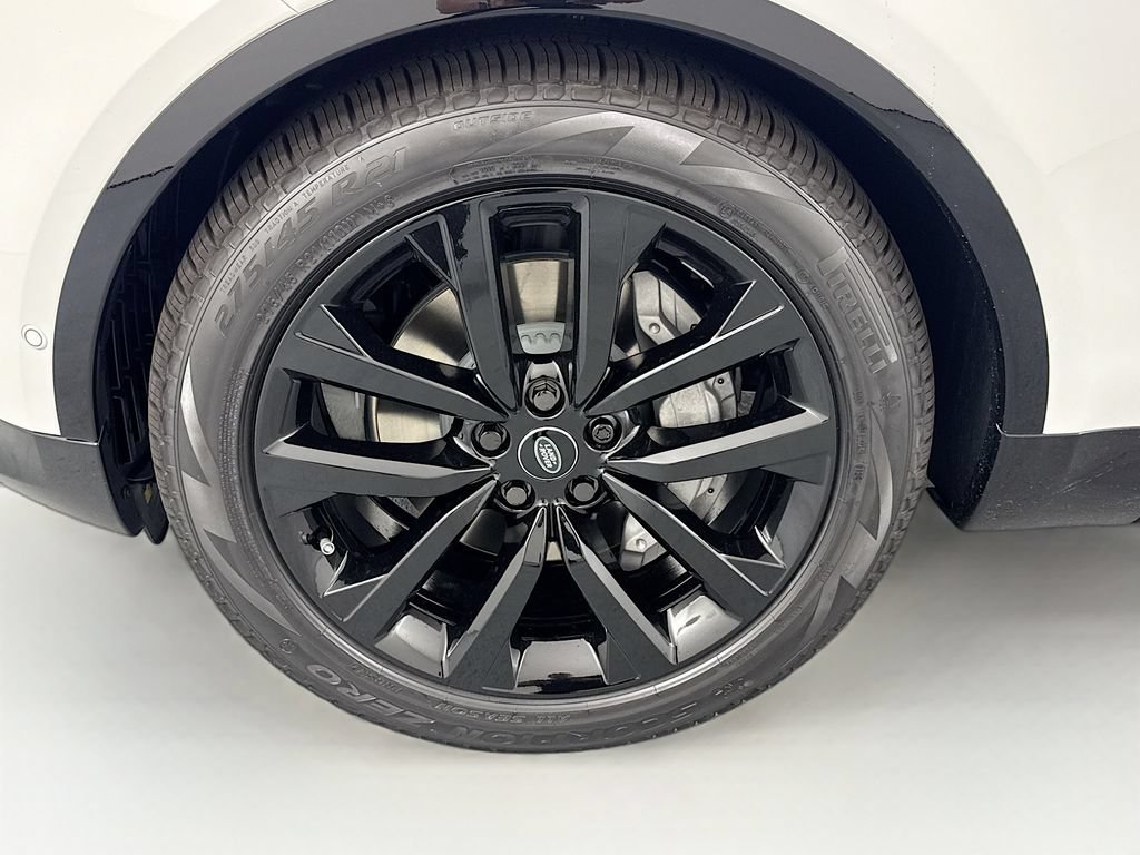 New 2026 Land Rover Discovery Dynamic SE AWD/4WD image 32