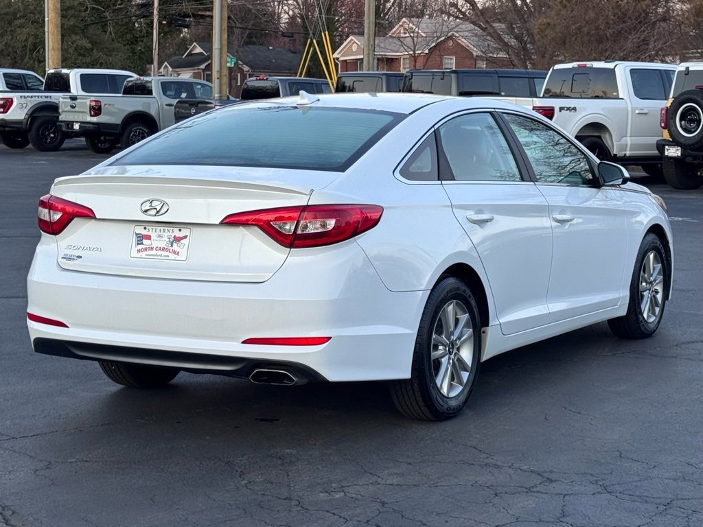 Used 2017 Hyundai Sonata SE image 13