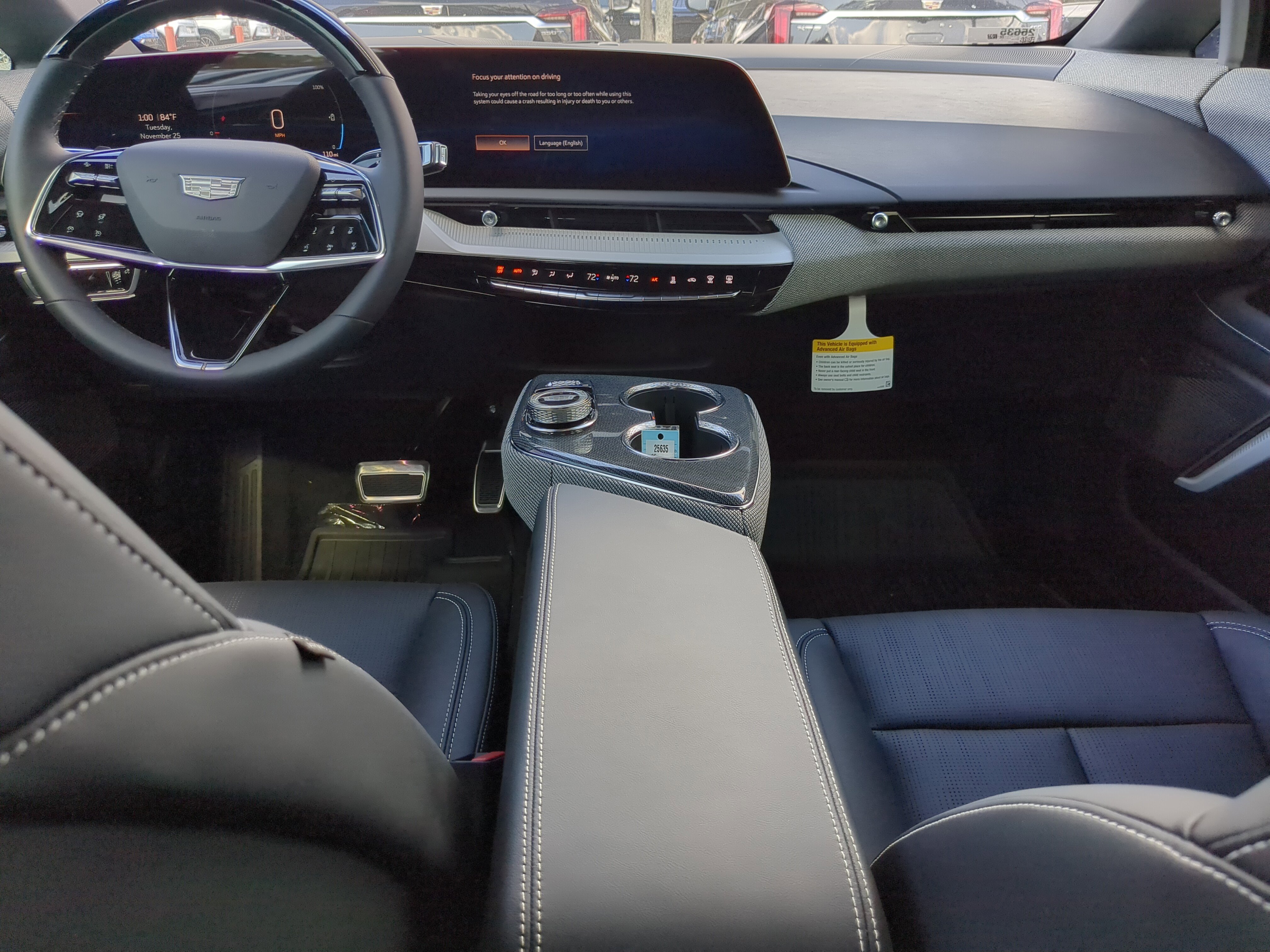 New 2025 Cadillac Optiq Luxury 2 image 14