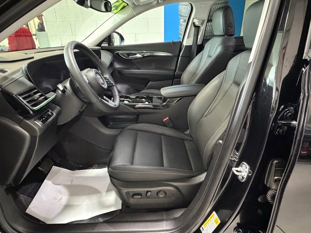 Used 2025 Buick Envision Preferred image 10