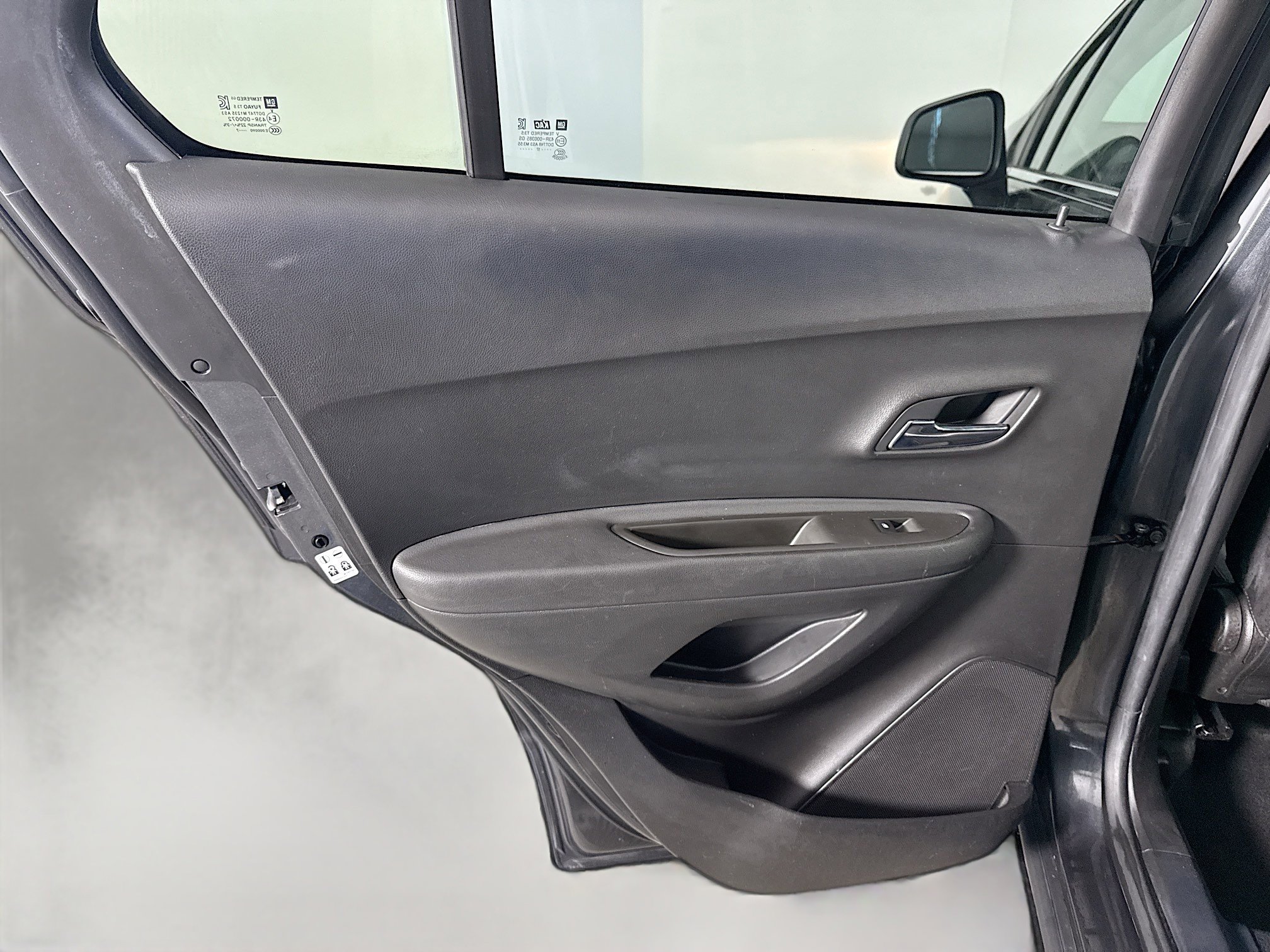 Used 2017 Chevrolet Trax LT w/ LT Convenience Package image 26