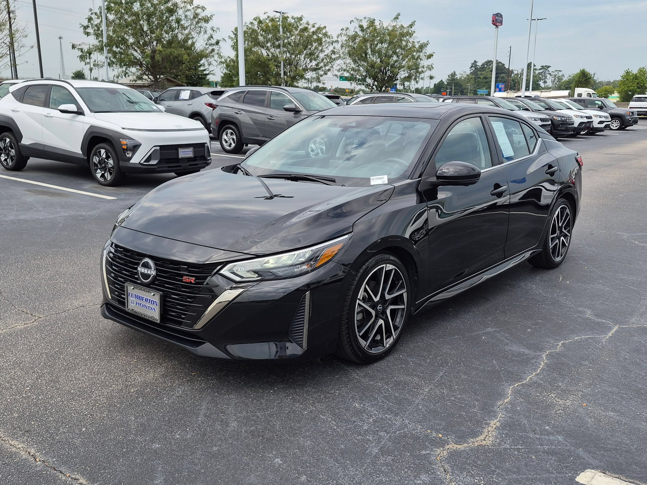 Used 2025 Nissan Sentra SR w/ SR Premium Package FWD image 7