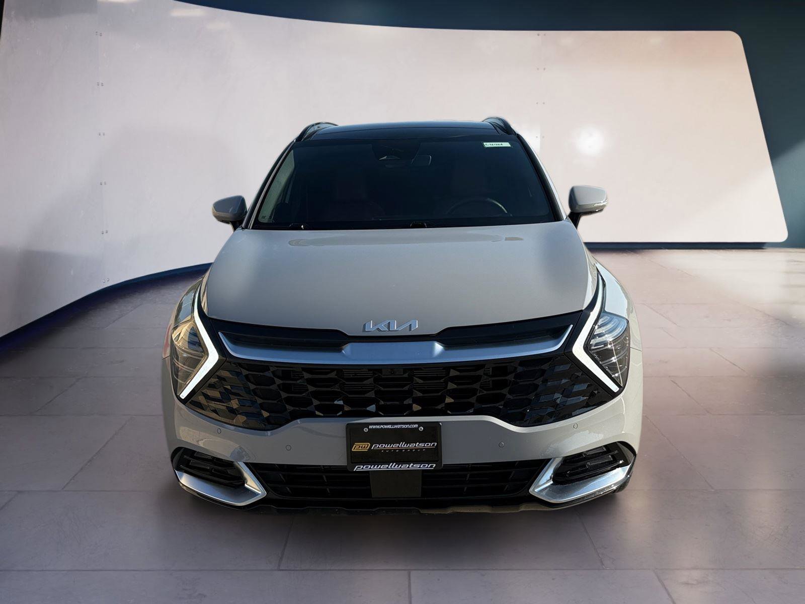 Used 2025 Kia Sportage SX image 8