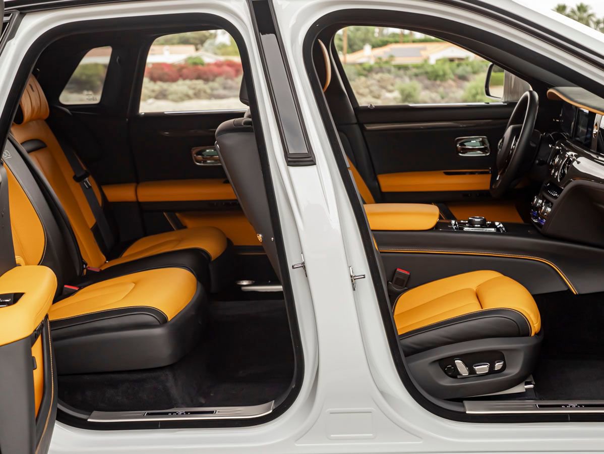 Certified 2023 Rolls-Royce Ghost Black Badge w/ Black Badge Ghost Package image 32