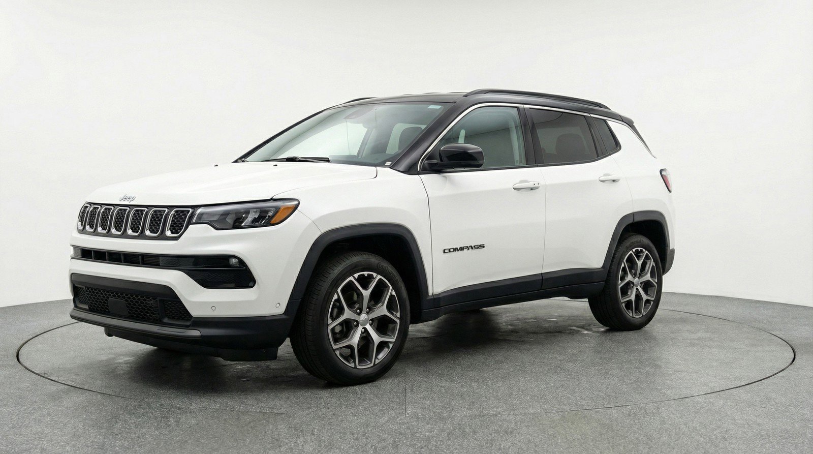 Used 2025 Jeep Compass Limited image 3