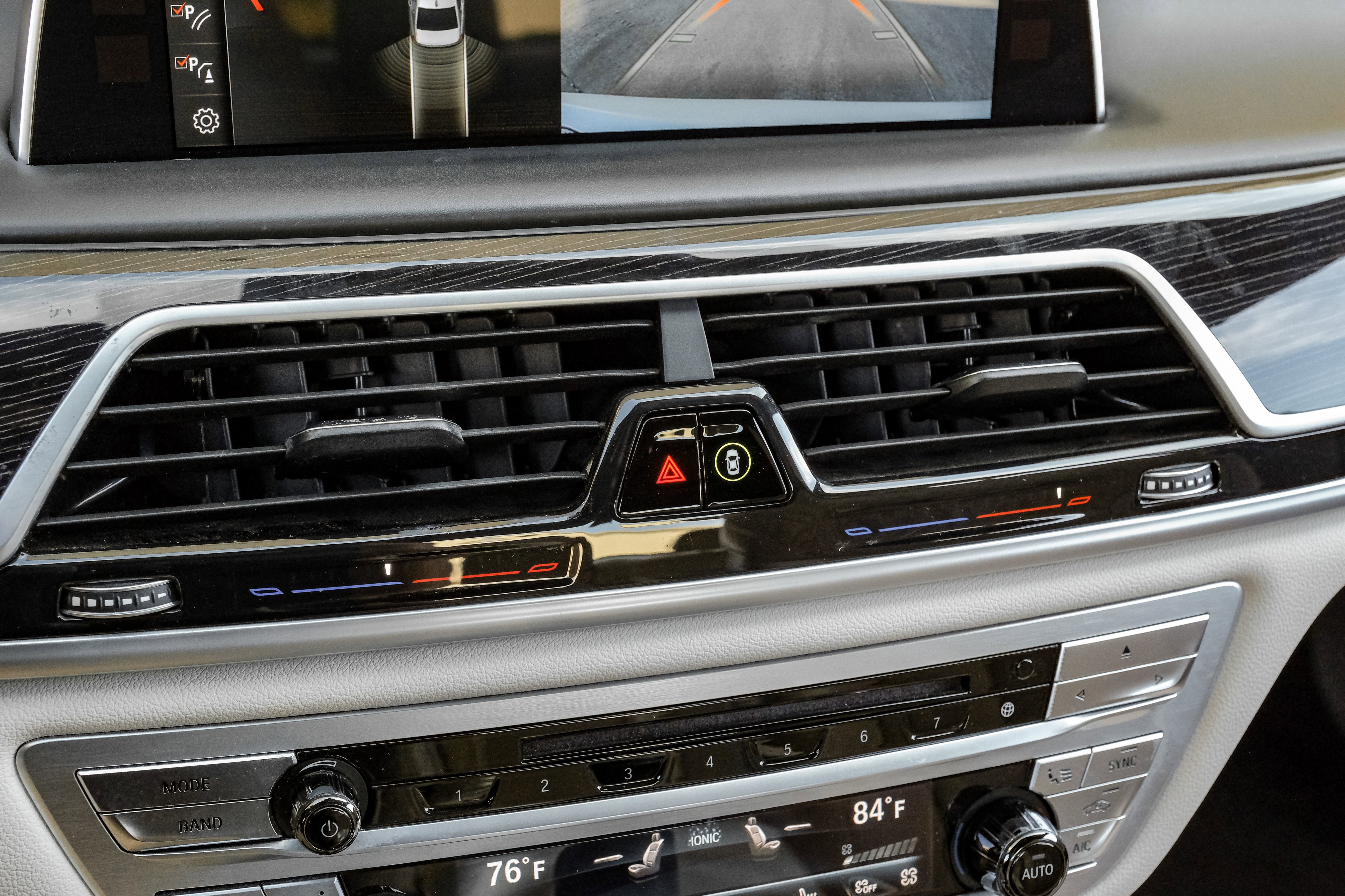 Used 2018 BMW 750i 750i image 29