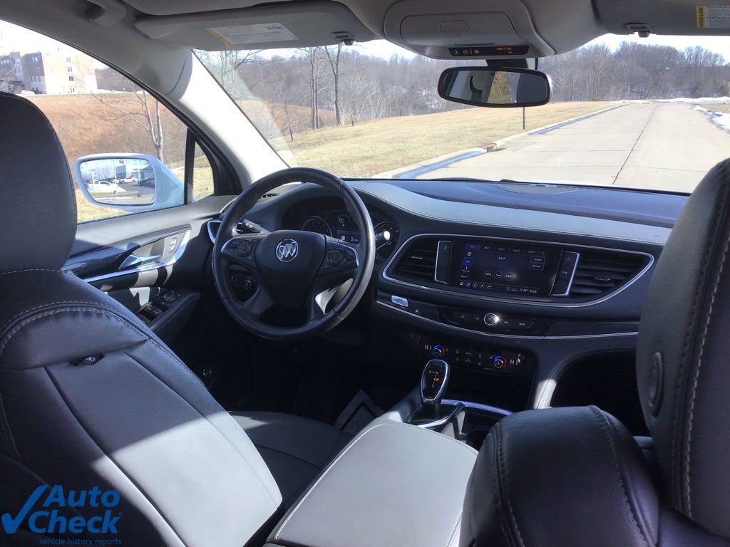 Used 2020 Buick Enclave Essence w/ Sound and Sites Package image 21