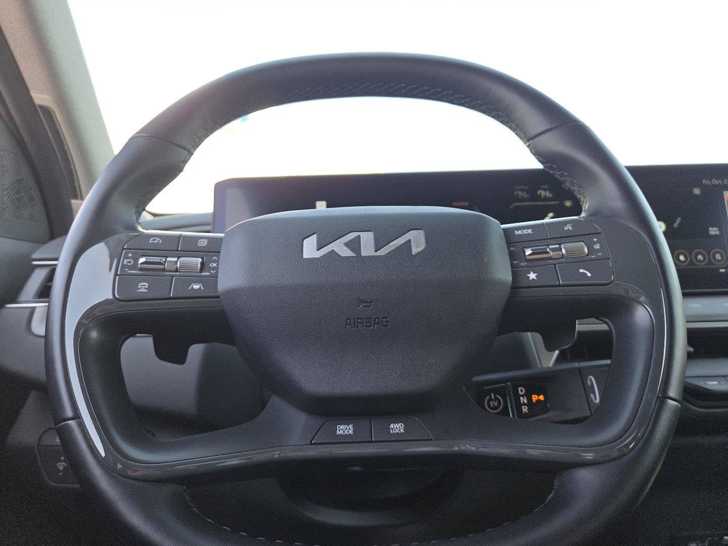 Used 2024 Kia EV9 Wind AWD/4WD image 28
