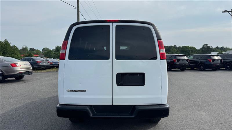 Used 2017 Chevrolet Express 2500 LS RWD image 8