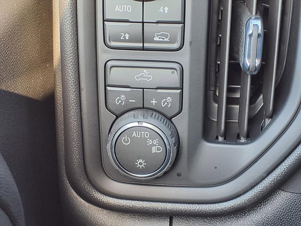 New 2026 Chevrolet Silverado 1500 W/T image 9