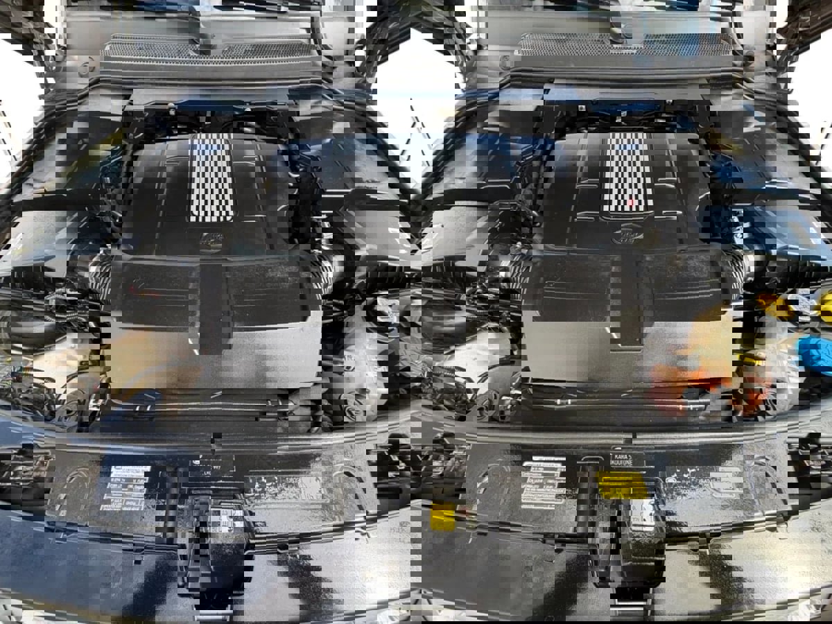 Used 2016 Land Rover LR4 HSE LUX image 33