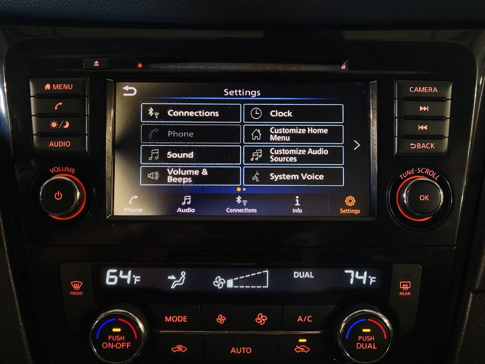 Used 2020 Nissan Rogue SV AWD/4WD image 25
