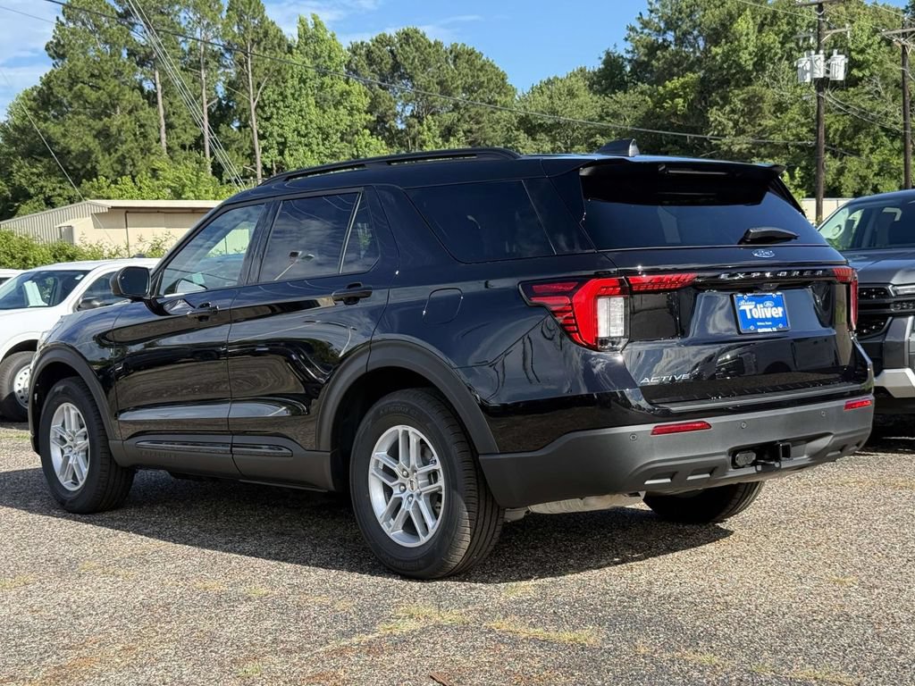 New 2026 Ford Explorer Active RWD image 7