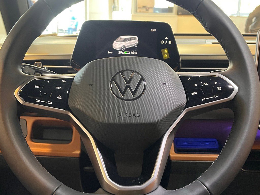 New 2025 Volkswagen ID. Buzz Pro S image 8