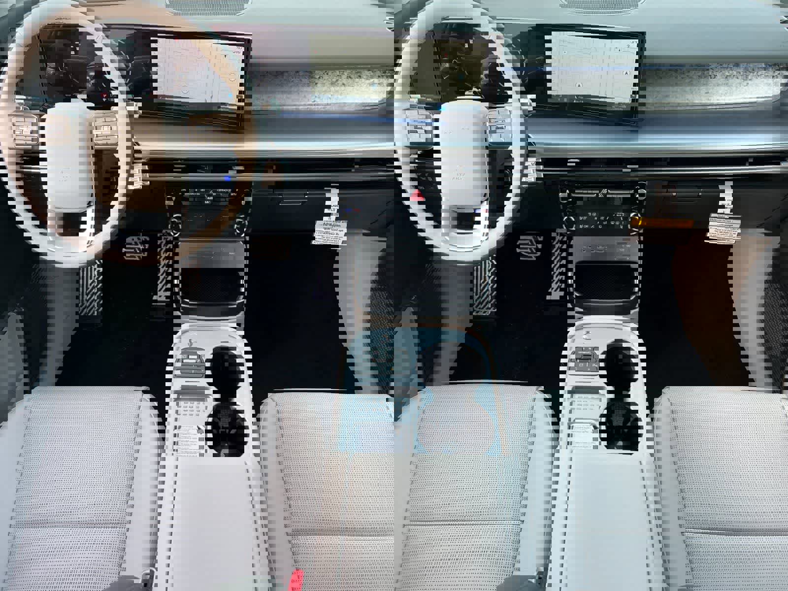 New 2026 Hyundai Ioniq 9 Calligraphy image 3