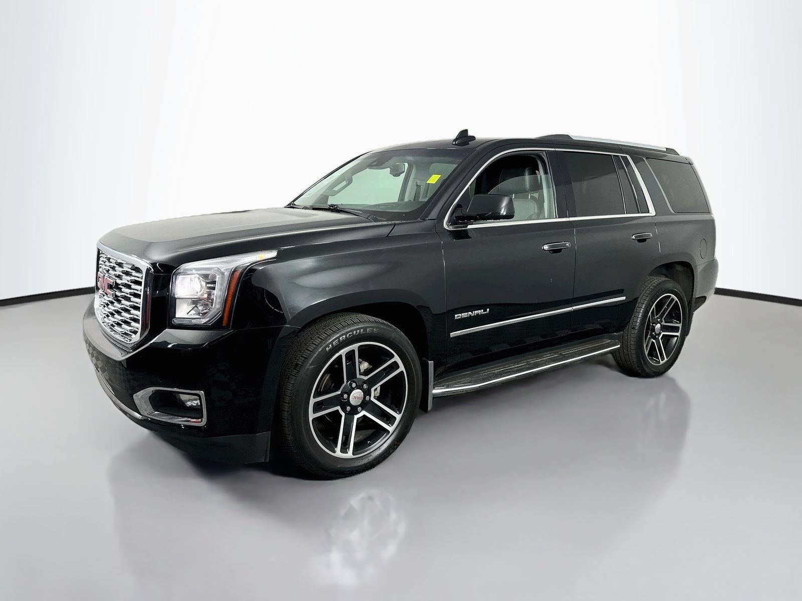 Used 2018 GMC Yukon Denali AWD/4WD image 4