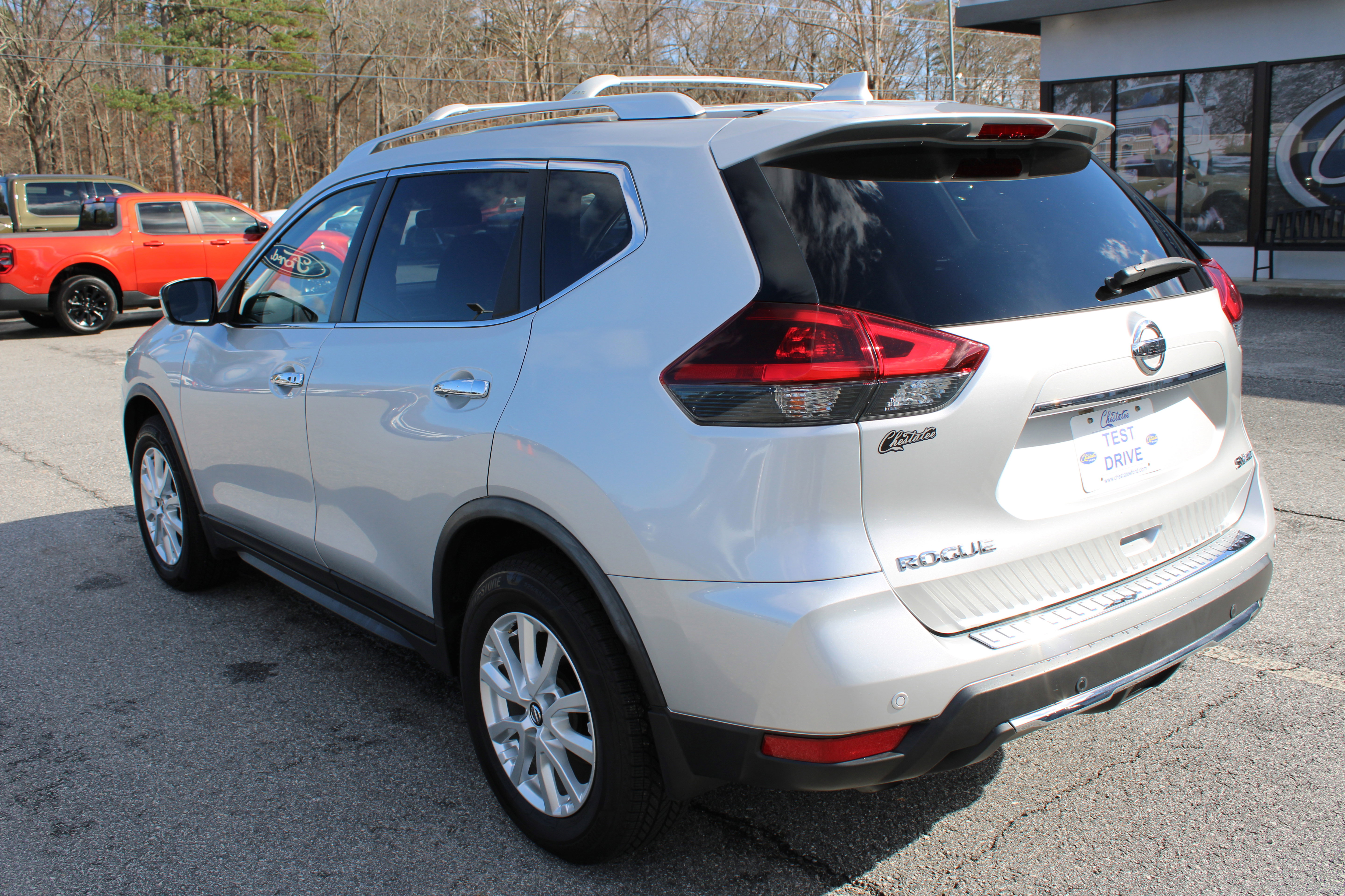 Used 2020 Nissan Rogue SV image 8