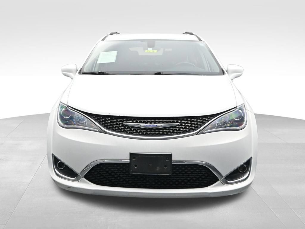 Used 2019 Chrysler Pacifica Touring-L FWD image 8