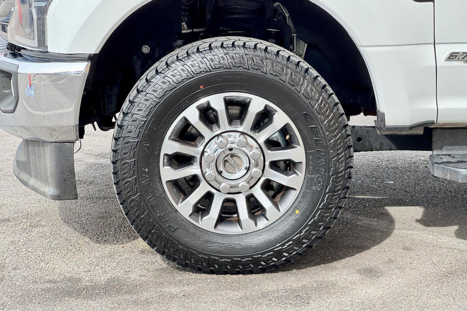 Used 2020 Ford F250 Lariat w/ Lariat Value Package AWD/4WD image 7