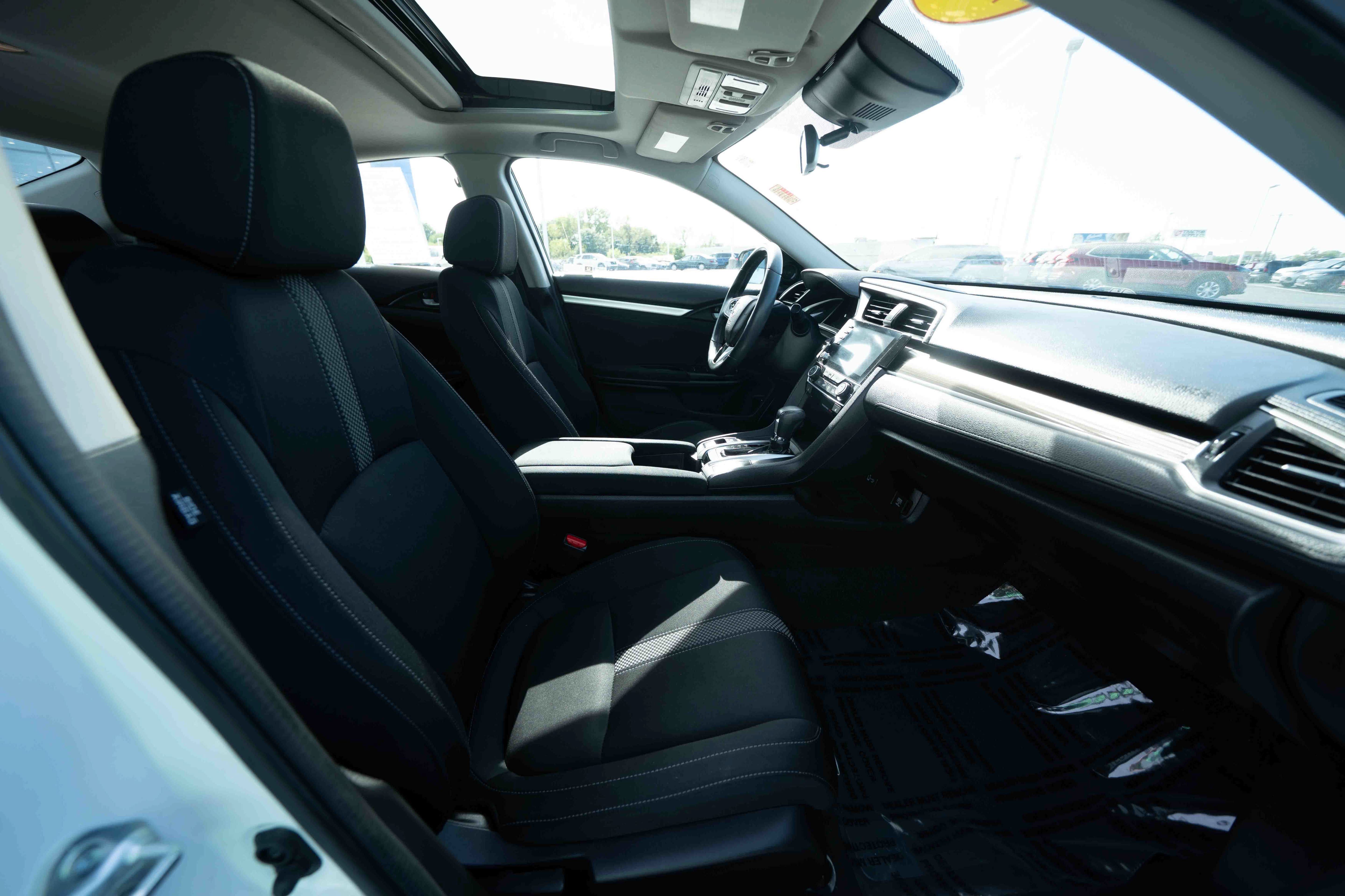 Certified 2021 Honda Civic EX image 26