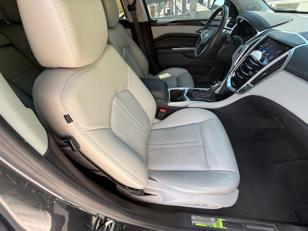 Used 2014 Cadillac SRX Performance w/ Driver Awareness Package FWD image 21