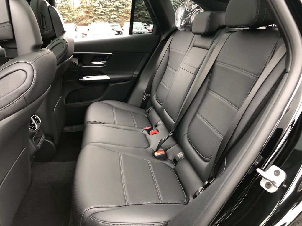 New 2026 Mercedes-Benz GLC 300 4MATIC image 35